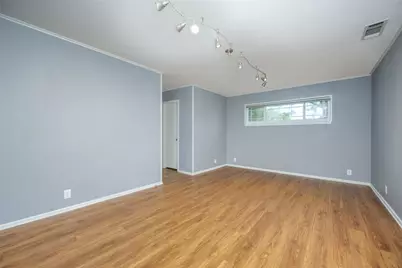 1027 Stanley Street, Denton, TX 76201 - Photo 20