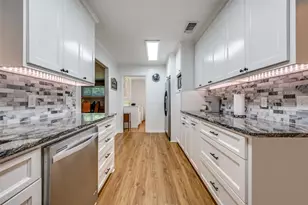 1027 Stanley St, Denton, TX 76201 - Photo 18