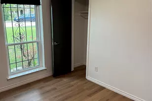 926 Malibu Dr, Garland, TX 75043 - Photo 12