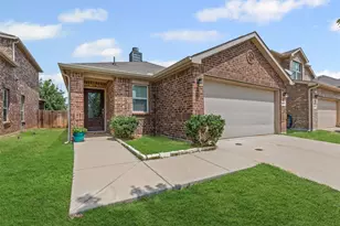 8837 Tenderfoot Ln, Aubrey, TX 76227 - Photo 1