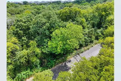 221 Sandy Lane, Fort Worth, TX 76120 - Photo 4