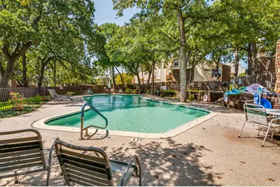 2731 Fairway Park Street, Grand Prairie, TX 75050 - Photo 22