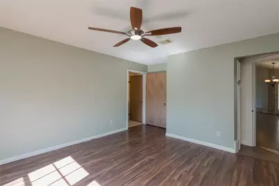 243 Teakwood Lane, Lewisville, TX 75067 - Photo 12