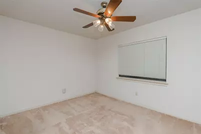 243 Teakwood Lane, Lewisville, TX 75067 - Photo 16