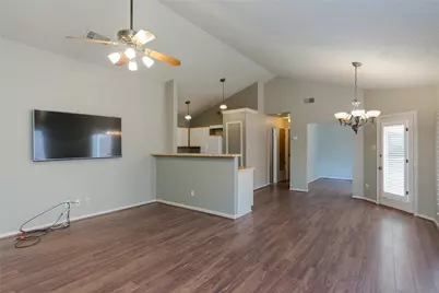 243 Teakwood Lane, Lewisville, TX 75067 - Photo 4