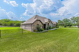 1009 Henry Wy, Springtown, TX 76082 - Photo 4