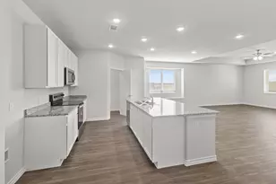 10045 Freighter Trl, Fort Worth, TX 76131 - Photo 4