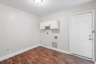 7225 Van Natta Ln, Fort Worth, TX 76112 - Photo 12