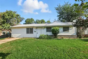 7225 Van Natta Ln, Fort Worth, TX 76112 - Photo 2