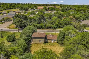 1009 S Brazos St, Weatherford, TX 76086 - Photo 30