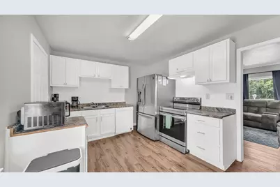 1009 S Brazos Street, Weatherford, TX 76086 - Photo 8