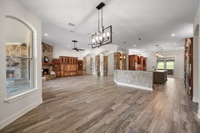 7301 Heritage Oaks Drive, Mansfield, TX 76063 - Photo 6