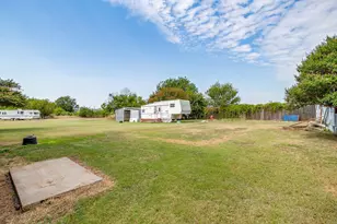 1950 Kiowa Lance, Crowley, TX 76036 - Photo 34