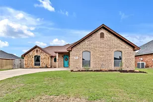 1813 Roadrunner Dr, Weatherford, TX 76088 - Photo 2