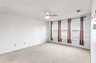 5813 Preston Valley Dr, Dallas, TX 75240 - Photo 24