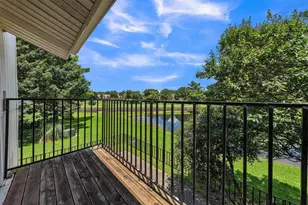1827 Lakecrest Cir, Carrollton, TX 75006 - Photo 16
