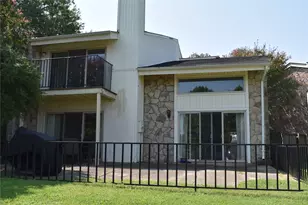 1827 Lakecrest Cir, Carrollton, TX 75006 - Photo 24