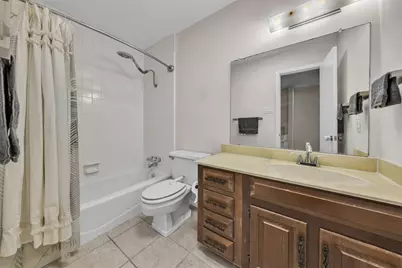 1827 Lakecrest Circle, Carrollton, TX 75006 - Photo 24