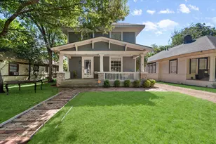 318 S Edgefield Ave, Dallas, TX 75208 - Photo 2