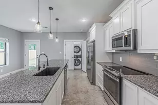 117 W Sears St, Denison, TX 75021 - Photo 18