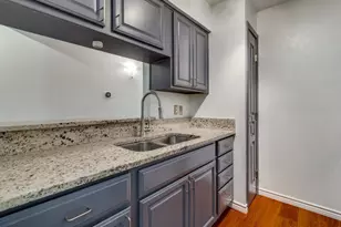 4851 Cedar Springs Rd, Dallas, TX 75219 - Photo 4