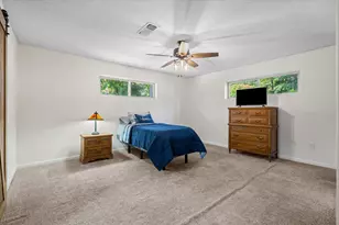 913 Doe Run Rd, Tool, TX 75143 - Photo 20