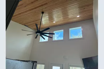 1617 W Terrace Boulevard, Rockport, TX 78382 - Photo 10