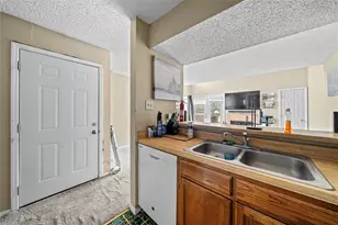 9811 Walnut St, Dallas, TX 75243 - Photo 10