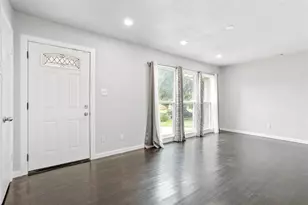 10450 Sandra Lynn Dr, Dallas, TX 75228 - Photo 8