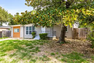 10450 Sandra Lynn Dr, Dallas, TX 75228 - Photo 2