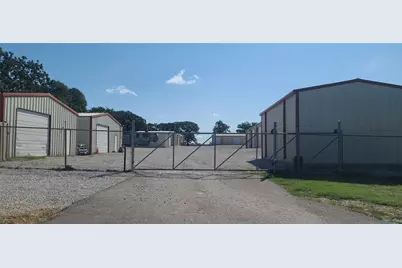 2820 US Highway 380, Decatur, TX 76234 - Photo 2