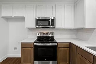 2208 Mill St, Greenville, TX 75401 - Photo 8