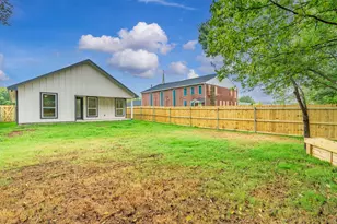 2208 Mill St, Greenville, TX 75401 - Photo 34