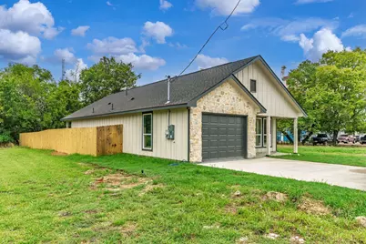 2208 Mill Street, Greenville, TX 75401 - Photo 2