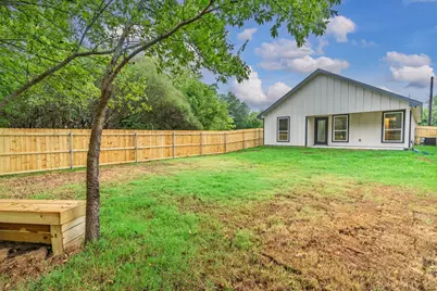 2208 Mill Street, Greenville, TX 75401 - Photo 36
