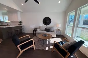 2208 Mill St, Greenville, TX 75401 - Photo 4