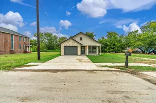 2208 Mill St, Greenville, TX 75401 - Photo 28