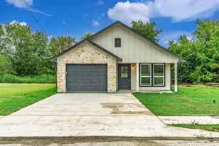 2208 Mill St, Greenville, TX 75401 - Photo 30