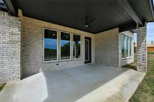 1012 Freedom Ct, Weatherford, TX 76088 - Photo 36