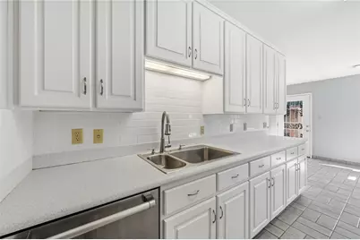 11832 High Valley Drive, Dallas, TX 75234 - Photo 14