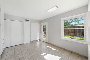 11832 High Valley Dr, Dallas, TX 75234 - Photo 18