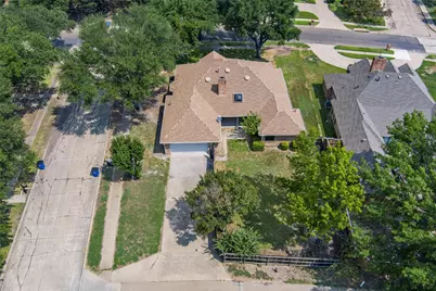 807 Williamsburg Drive, Ennis, TX 75119 - Photo 38