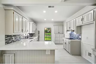 807 Williamsburg Drive, Ennis, TX 75119 - Photo 14