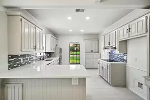 807 Williamsburg Dr, Ennis, TX 75119 - Photo 14