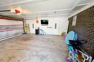 2404 13th St, Brownwood, TX 76801 - Photo 26