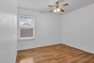 3000 Prairie Hill Ln, Arlington, TX 76010 - Photo 14