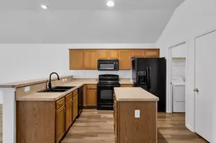 3000 Prairie Hill Ln, Arlington, TX 76010 - Photo 12