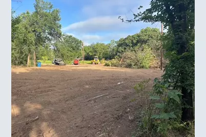 7136 Merrill Court, Burleson, TX 76028 - Photo 4