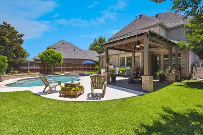 9216 Cachelle Court, North Richland Hills, TX 76182 - Photo 4