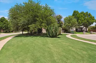 9216 Cachelle Ct, North Richland Hills, TX 76182 - Photo 6